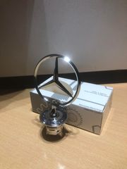 Καινούργιο σήμα Mercedes μπροστινό στρογγυλό