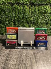 3D printed βάση για GameBoy Advance SP και 6 κασέτες (GBA SP Stand)