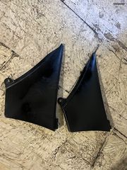 Πλαϊνά πλαστικά τριγωνάκια σέλας KTM DUKE II 640 LC4 660 625