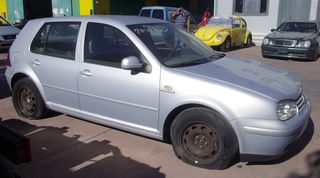 VOLKSWAGEN GOLF -thumb-1