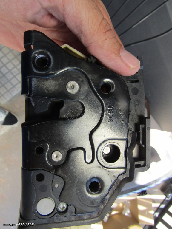 VW PASSAT 05-11 3CZ ΚΛΕΙΔΑΡΙΑ ΗΛΕΚΤΡΙΚΗ  (9 PIN) ΟΔΗΓΟΥ ΓΝΗΣΙΑ!!!