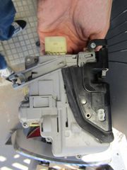 VW PASSAT 05-11 3CZ ΚΛΕΙΔΑΡΙΑ ΗΛΕΚΤΡΙΚΗ  (9 PIN) ΟΔΗΓΟΥ ΓΝΗΣΙΑ!!!-thumb-1