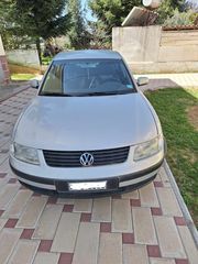 Volkswagen Passat '99  1.8 5V Comfortline