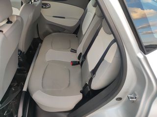 Renault Captur 2015 EURO 6-thumb-10