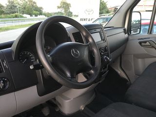 Κλούβα Mercedes-Benz 2017-thumb-7