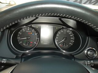 Nissan Qashqai 2016 1.2 DIG-T N-CONNECTA XTronic-thumb-18