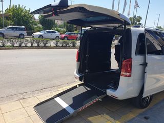 Mercedes-Benz V 250 2017  Avantgarde  7G-TRONIC PLUS AMEA-thumb-6