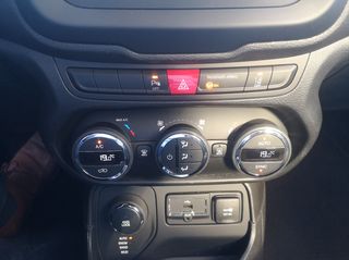 Jeep Renegade 2017 LIMITED 1.4 170PS 4WD AUTO-thumb-14