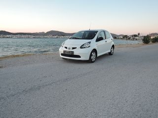 Toyota Aygo '12 ΑΡΙΣΤΗ ΚΑΤΑΣΤΑΣΗ...1000.κυβικα.70HP