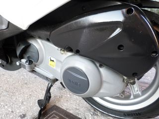 Aprilia Atlantic 300S 2013 atlamtic 300-thumb-4