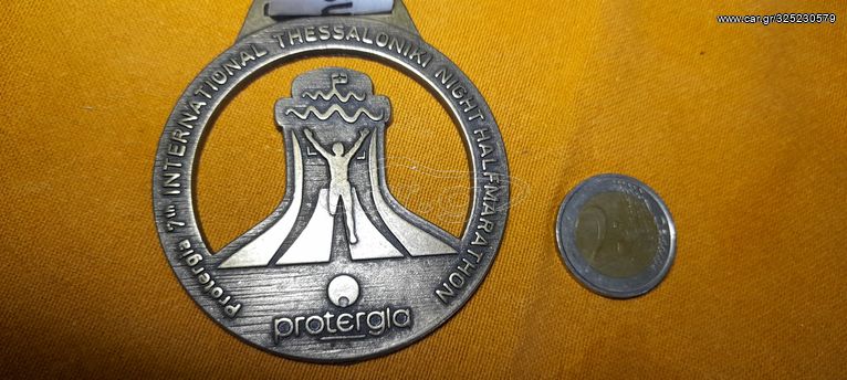 συλλεκτικό μεγάλο μετάλλιο 7ος  διεθνής νυχτερινός ημημαραθονας Θεσσαλονίκης 2018  Αν θέλετε δεστε όλες τις αγγελίεςμου κάτω από το όνομαμου ευχαριστώ γιατο χρόνοσας.
