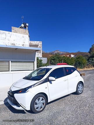 Toyota Aygo 2016 1.0 x-wave οθόνη full extra