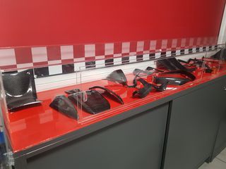MOS CARBON ΣΕΤ ΠΛΑΙΝΑ ΚΑΛΥΜΜΑΤΑ ΤΑΠΑΣ ΒΕΝΖΙΝΗΣ YAMAHA T-MAX 560 2020-2021-thumb-5