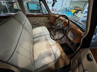 Λιμουζίνα / Sedan 1953 Daimler Conquest-thumb-24
