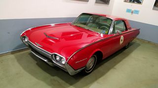 Ford Thunderbird '60 coupe