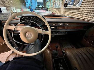 Mercedes-Benz 280 1969 280 SE-thumb-18