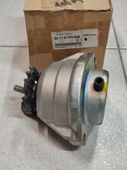 *Βάση μηχανής δεξιά BMW E60 E61-thumb-1