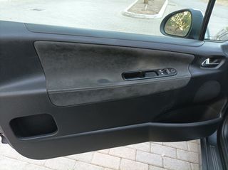 Peugeot 207 2008 RC-thumb-7