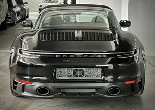 Porsche 911 2022 Targa 4 GTS Porsche Approved till 2-27-thumb-1