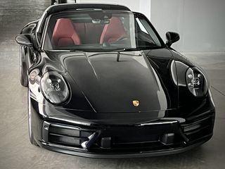 Porsche 911 2022 Targa 4 GTS Porsche Approved till 2-27-thumb-2