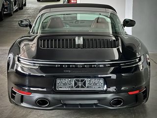 Porsche 911 2022 Targa 4 GTS Porsche Approved till 2-27-thumb-7