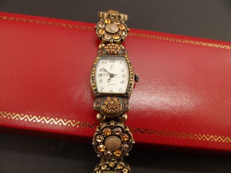 Jewelry Women Watch with Crystals Γυναικείο Ρολόι με Κρύσταλλα