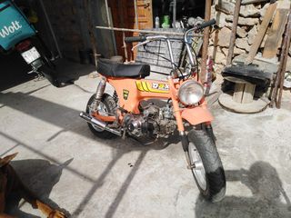 Honda DAX 1979-thumb-3