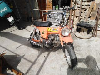 Honda DAX 1979-thumb-23
