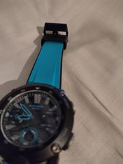 G-Shock GA-2000-1A2ER-thumb-6