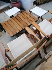Σετ τραπέζι 2 Καρέκλες Αναδιπλούμενες + 2 Σκαμπώ + διάτρητο πανί
