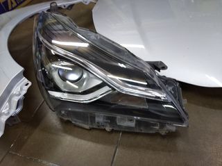 Toyota Yaris Hybrid 14-20 -thumb-8