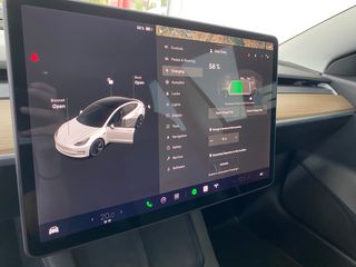 Tesla Model 3 2021-thumb-14