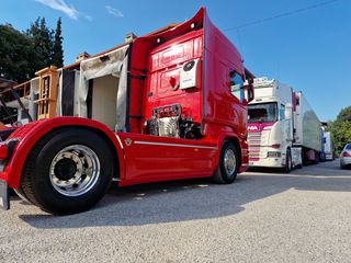 Scania 2016 R520 Euro 6-thumb-9