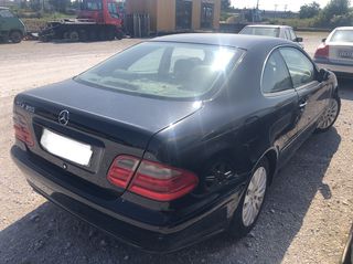 Mercedes-Benz CLK 200 2002  Compressor Coupé Sport Edition Avantgarde-thumb-3
