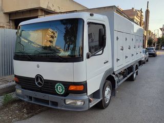 Mercedes-Benz '04 815 818