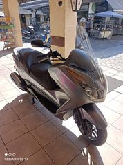 Honda Forza 300 2015