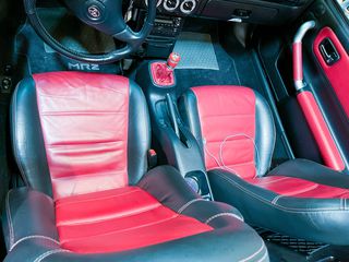Toyota MR 2 2000-thumb-6