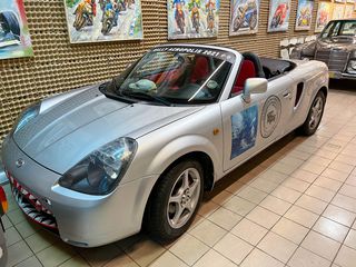 Toyota MR 2 2000-thumb-18