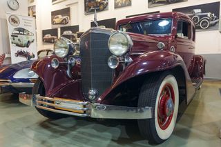 Cadillac 1933 V8 354 coupe-thumb-2