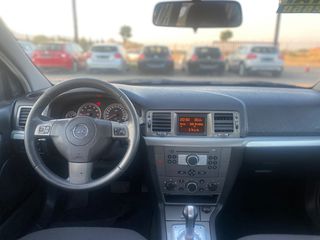 Opel Vectra 2007-thumb-14