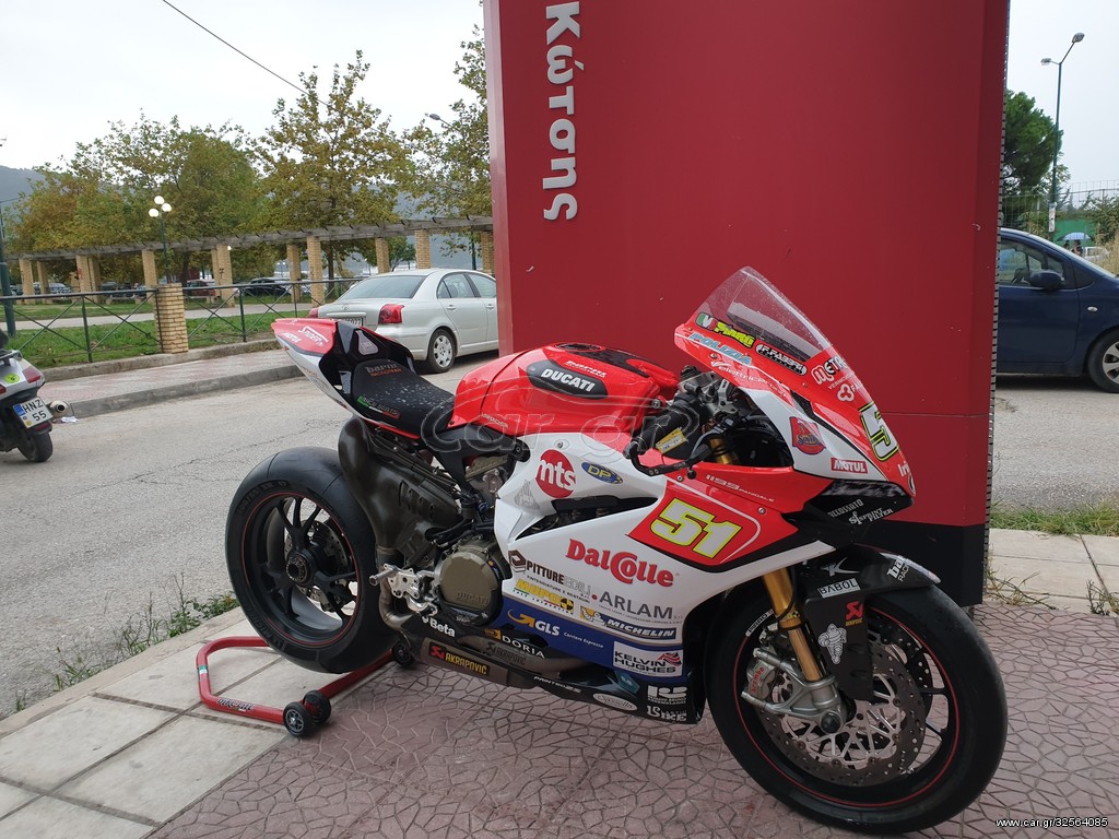 Ducati 1199 Panigale 2016 Michele Pirro racing Bike 2016