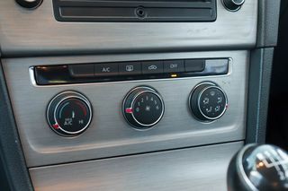 Volkswagen Golf 2015 (από 121€/μήνα)-thumb-62