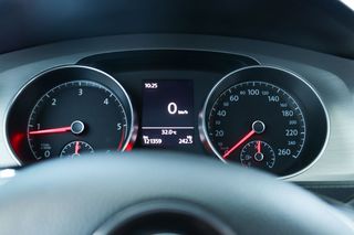 Volkswagen Golf 2015 (από 121€/μήνα)-thumb-65