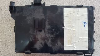 Control Unit Module UCH ECU Renault CLIO P8200621762-thumb-1