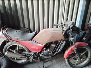Kawasaki AR 125-thumb-1