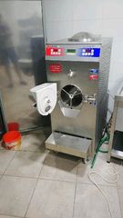 Πωλείται μηχανή παρασκευαστής παγωτού –Αποστειρωτης Γαλακτος - παρασκευαστης γλυκών πολυμήχανημα 