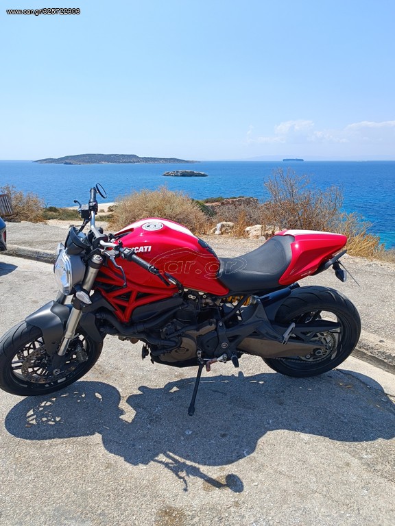 Ducati Monster 821 2016 Stripe edition