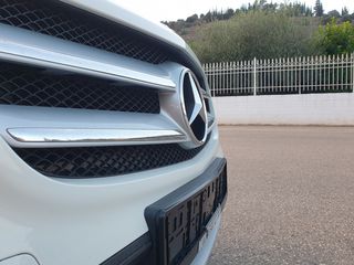 Mercedes-Benz GLA 180 2016  d Style 7G-DCT Bi-Xenon-led -thumb-34