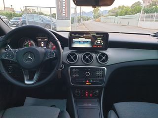 Mercedes-Benz GLA 180 2016  d Style 7G-DCT Bi-Xenon-led -thumb-23