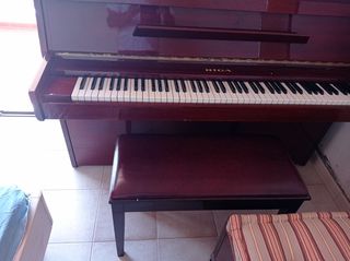 Πιάνο ρώσικο μάρκας RIGA
